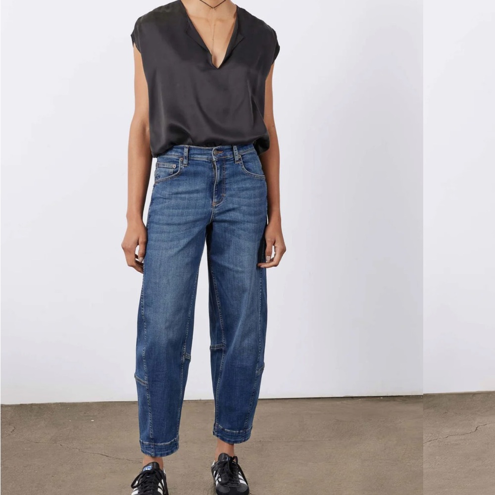 Ruti THE ULTIMATE BARREL LEG JEANS 2.0